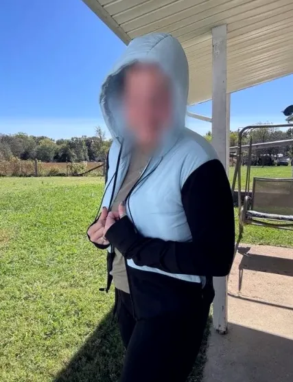 Annika, 40