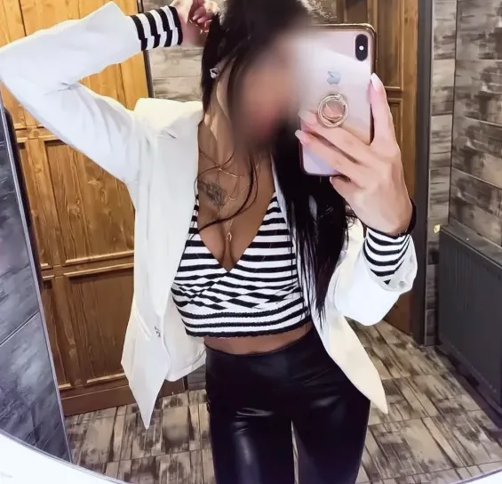 Katharina, 34