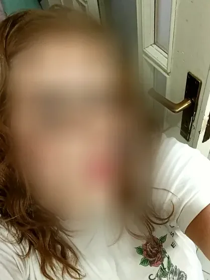 Katrin, 26