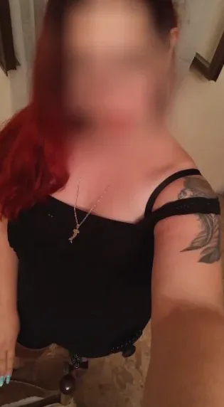 Melina, 34