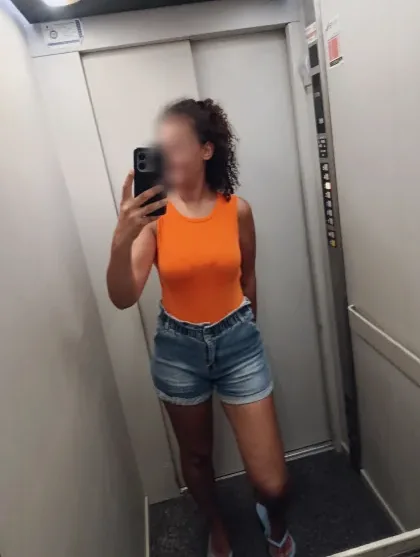 Nisa, 33