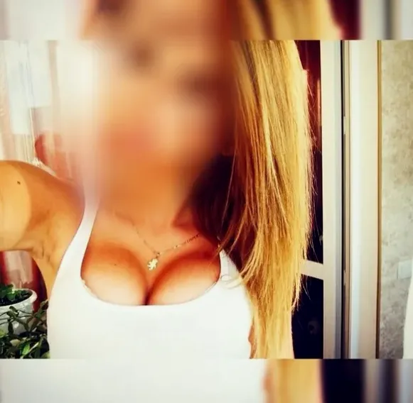 Nisa, 28